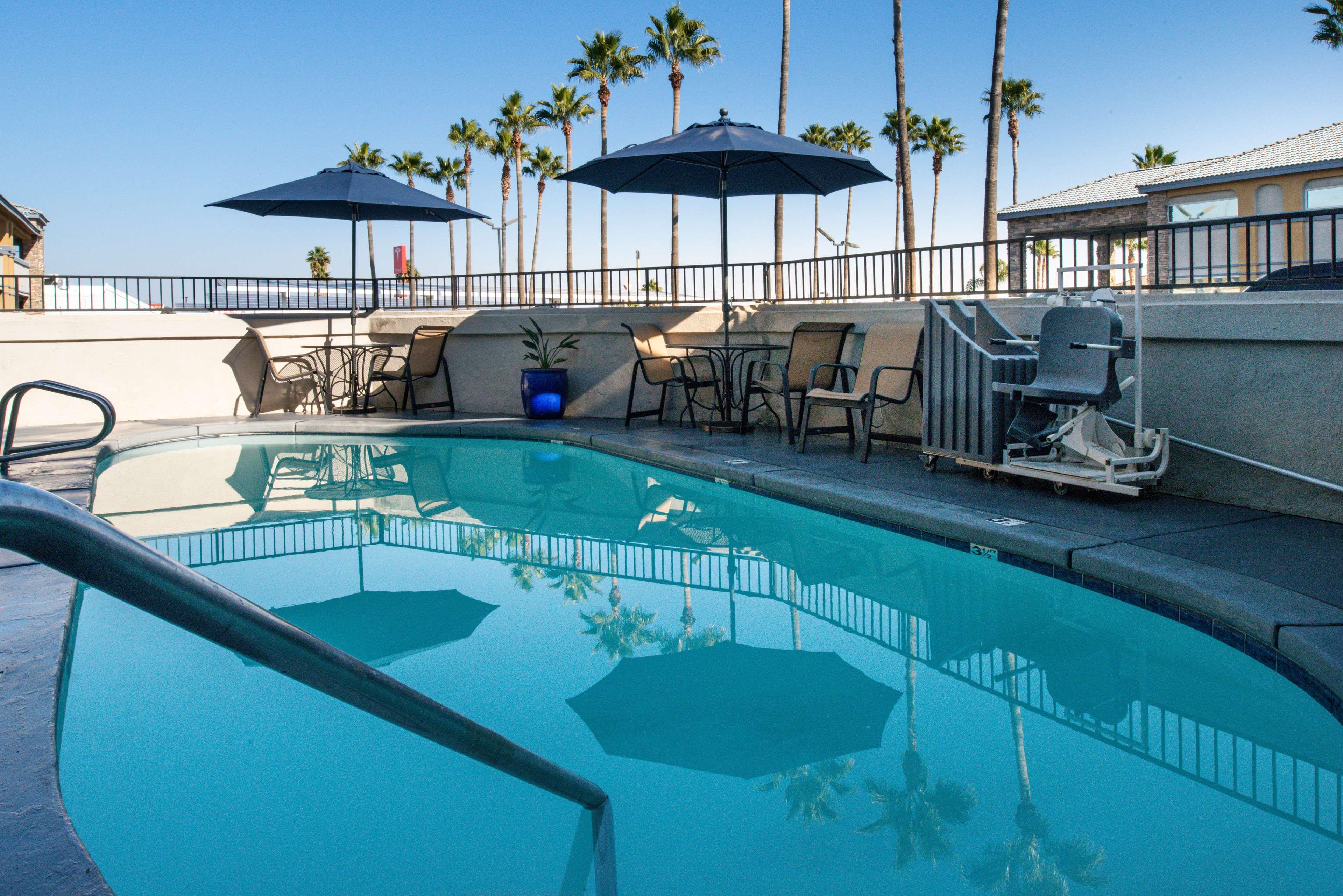Best Western Kettleman City Inn & Suites Eksteriør billede
